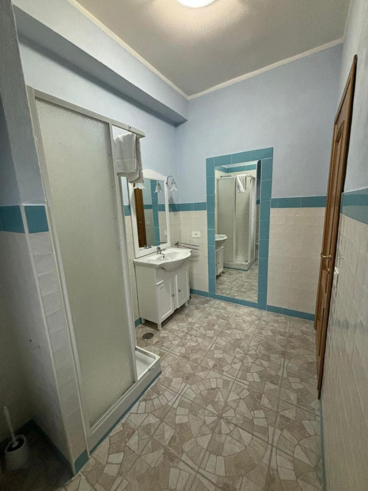 Domus Arco Romano Guest House Itri Zewnętrze zdjęcie