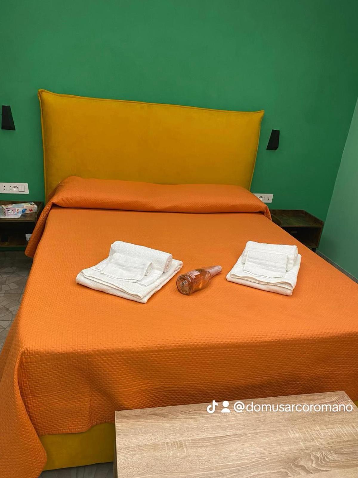 Domus Arco Romano Guest House Itri Zewnętrze zdjęcie